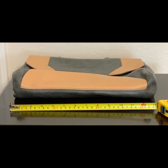 Gray and Peach Poverty Flats Messenger Bag - Picture 5 of 11